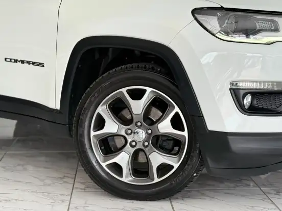JEEP-COMPASS-2.0 16V FLEX LONGITUDE AUTOMÁTICO JEEP-COMPASS-2020
