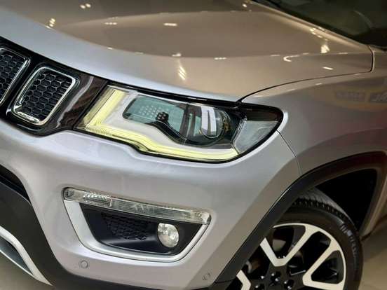 JEEP-COMPASS-2.0 16V DIESEL LIMITED 4X4 AUTOMÁTICO JEEP-COMPASS-2020