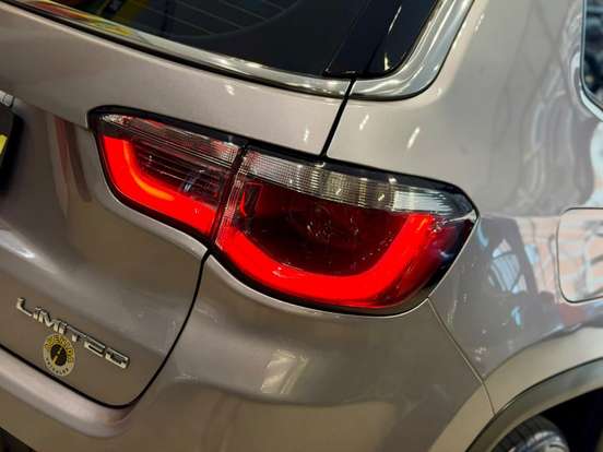 JEEP-COMPASS-2020