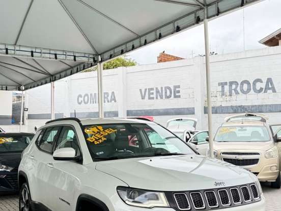 JEEP-COMPASS-2.0 16V DIESEL LONGITUDE 4X4 AUTOMÁTICO JEEP-COMPASS-2016
