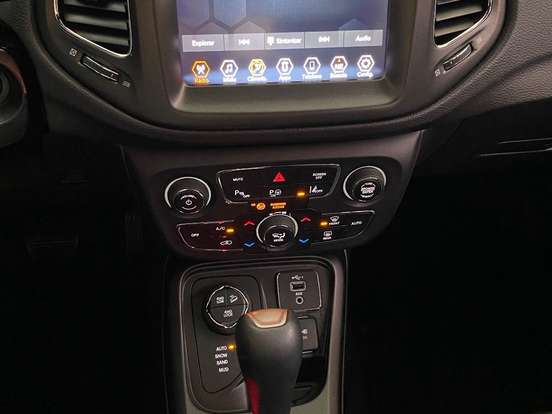 JEEP-COMPASS-2.0 16V DIESEL S 4X4 AUTOMÁTICO JEEP-COMPASS-2019