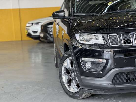 JEEP-COMPASS-2.0 16V FLEX LONGITUDE AUTOMÁTICO JEEP-COMPASS-2019