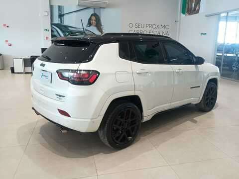 JEEP-COMPASS-2024