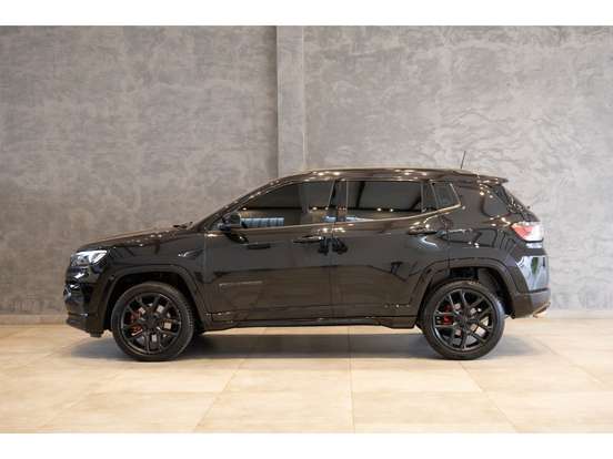 JEEP-COMPASS-2.0 HURRICANE 4 TURBO GASOLINA BLACKHAWK AT9 JEEP-COMPASS-2025