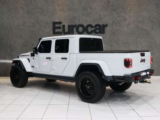 JEEP-GLADIATOR-2023