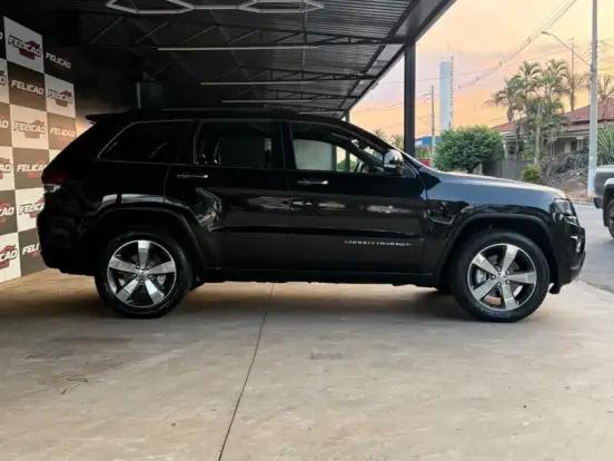 JEEP-GRAND CHEROKEE-3.0 LIMITED 4X4 V6 24V TURBO DIESEL 4P AUTOMÁTICO JEEP-GRAND CHEROKEE-2015