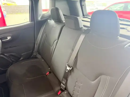 JEEP-RENEGADE-2024