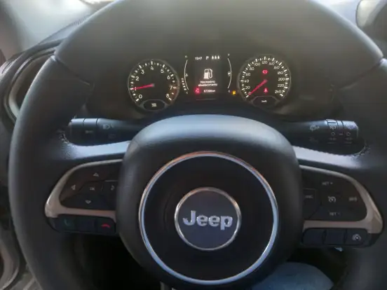 JEEP-RENEGADE-2015