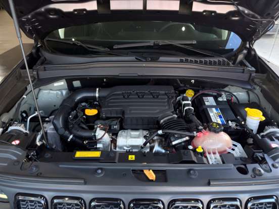 JEEP-RENEGADE-2024