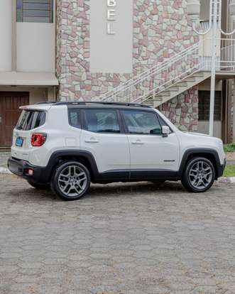 JEEP-RENEGADE-2021