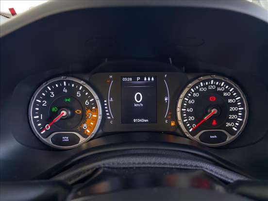 JEEP-RENEGADE-1.8 16V FLEX LONGITUDE 4P AUTOMÁTICO JEEP-RENEGADE-2016