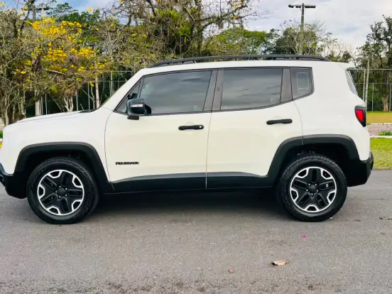 JEEP-RENEGADE-2.0 16V TURBO DIESEL SPORT 4P 4X4 AUTOMÁTICO JEEP-RENEGADE-2016