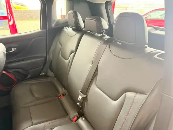 JEEP-RENEGADE-2.0 16V TURBO DIESEL TRAILHAWK 4P 4X4 AUTOMÁTICO JEEP-RENEGADE-2021