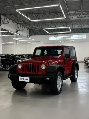 JEEP WRANGLER 3.8 UNLIMITED SPORT 4X4 V6 12V GASOLINA 4P AUTOMATICO