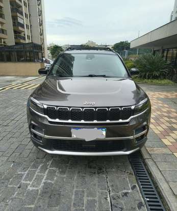 JEEP-COMMANDER-2023