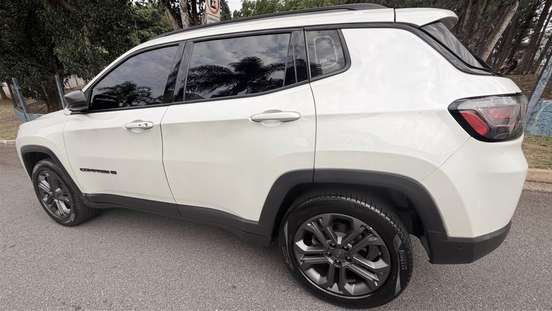 JEEP-COMPASS-2022