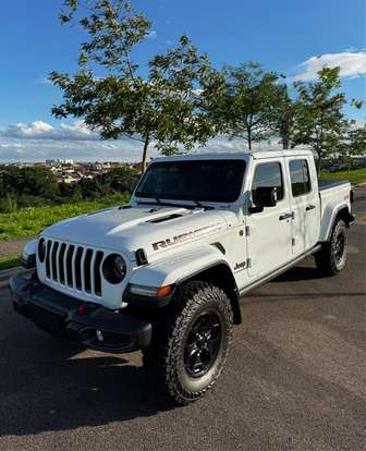 JEEP-GLADIATOR-2023