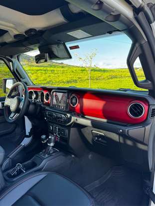 JEEP-GLADIATOR-2023