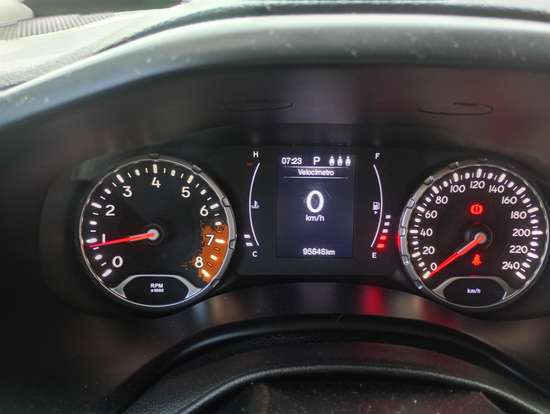 JEEP-RENEGADE-2018