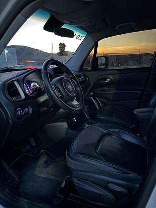 JEEP-RENEGADE-2018