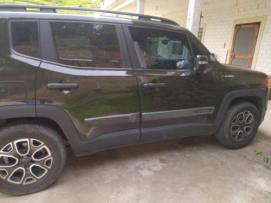 JEEP-RENEGADE-2018