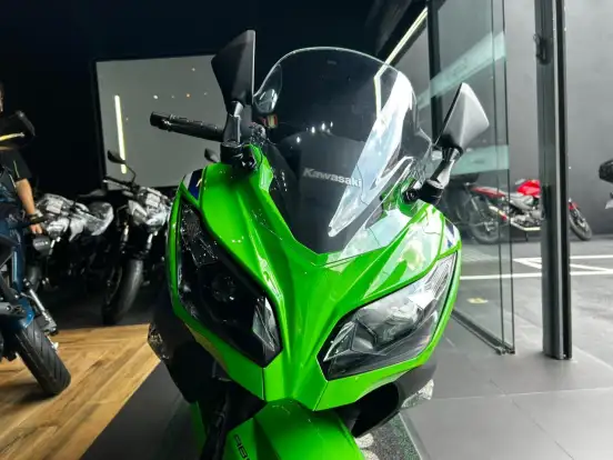 KAWASAKI-NINJA 300-2026