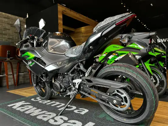 KAWASAKI-NINJA 500-2025