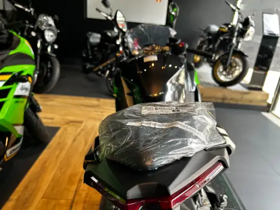 KAWASAKI-NINJA 500-2025