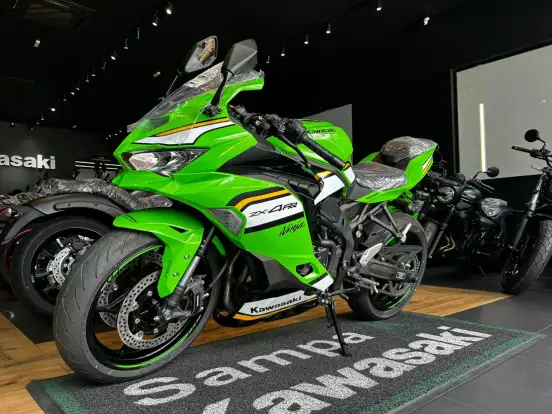 KAWASAKI-NINJA ZX-4RR-2026