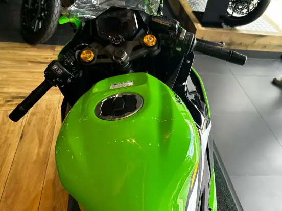 KAWASAKI-NINJA ZX-4RR KAWASAKI-NINJA ZX-4RR-2026