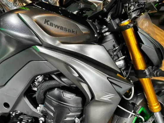 KAWASAKI-Z1100 SE KAWASAKI-Z1100 SE-2026