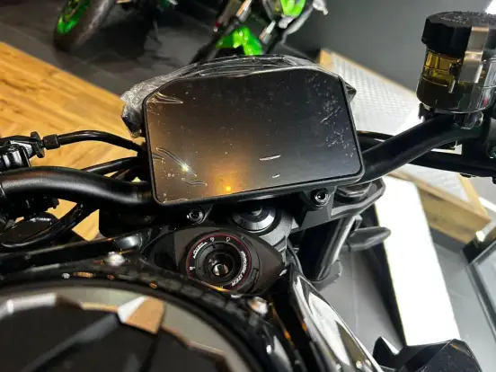 KAWASAKI-Z1100-2026