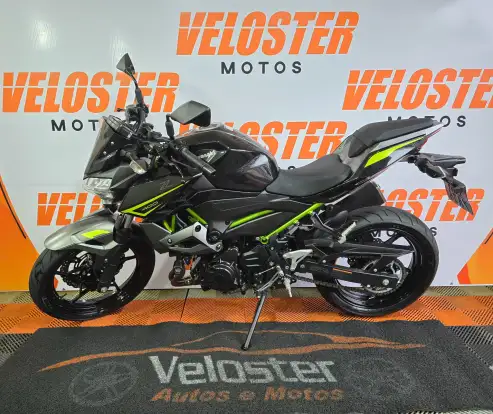 KAWASAKI-Z400-2023