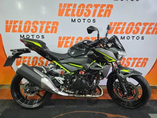 KAWASAKI-Z400-2023
