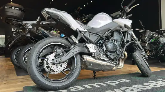 KAWASAKI-Z650 ABS KAWASAKI-Z650 ABS-2026