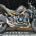 KAWASAKI Z900 KAWASAKI Z900