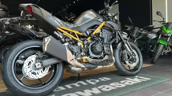 KAWASAKI-Z900 KAWASAKI-Z900-2026
