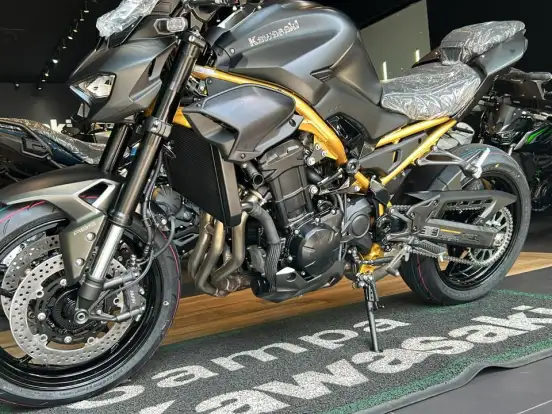 KAWASAKI-Z900 KAWASAKI-Z900-2026