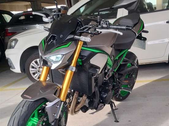 KAWASAKI-Z900 R EDITION KAWASAKI-Z900 R EDITION-2025