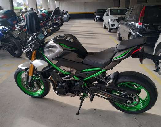 KAWASAKI-Z900 R EDITION KAWASAKI-Z900 R EDITION-2025