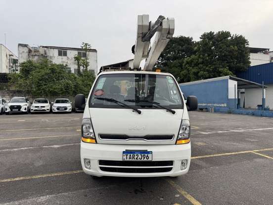 KIA-BONGO-2.5 TD DIESEL STD CS 4x4 MANUAL KIA-BONGO-2024