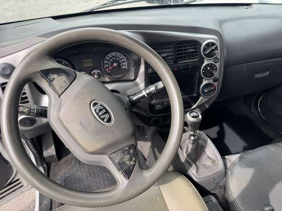 KIA-BONGO-2.5 TD DIESEL STD CS MANUAL KIA-BONGO-2023