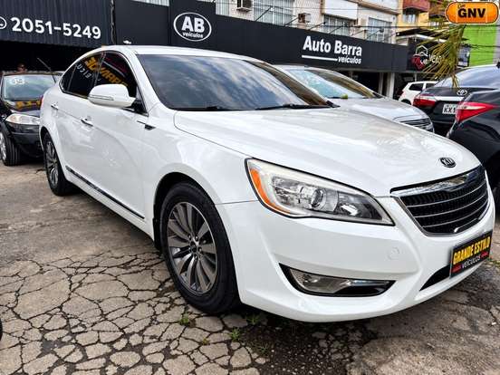 KIA-CADENZA-2011
