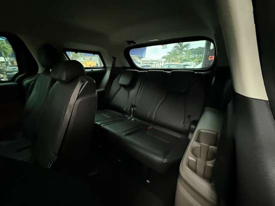KIA-CARNIVAL-2024