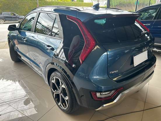 KIA-NIRO-2022