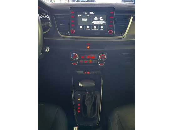 KIA-RIO-2020