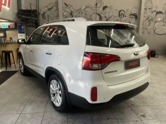 KIA-SORENTO-2013