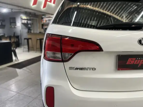 KIA-SORENTO-2013