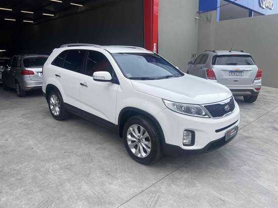 KIA-SORENTO-2.4 16V GASOLINA EX AUTOMÁTICO KIA-SORENTO-2014