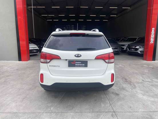 KIA-SORENTO-2014